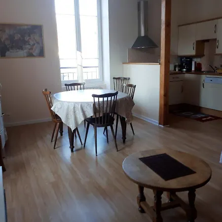 Appartement De 2 Chambres Avec Balcon A La Bourboule A 4 Km Des Pistes شقة لا بوربول
