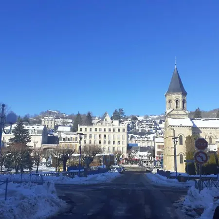Appartement De 2 Chambres Avec Balcon A La Bourboule A 4 Km Des Pistes *